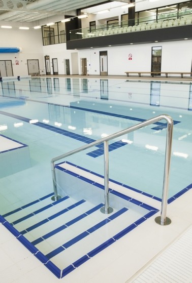 Corrimão Inox para Piscina Suzano - Corrimão de Parede Inox